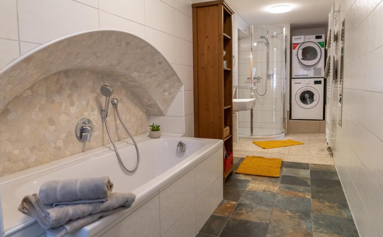 Modern Apartment In The City Center Of Bad Ischl Exteriör bild